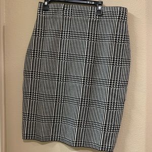 Chaps brand pencil skirt